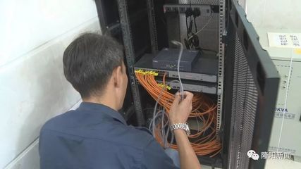寬帶網(wǎng)絡工程 告別“滿山找信號”，增強農(nóng)民獲得感